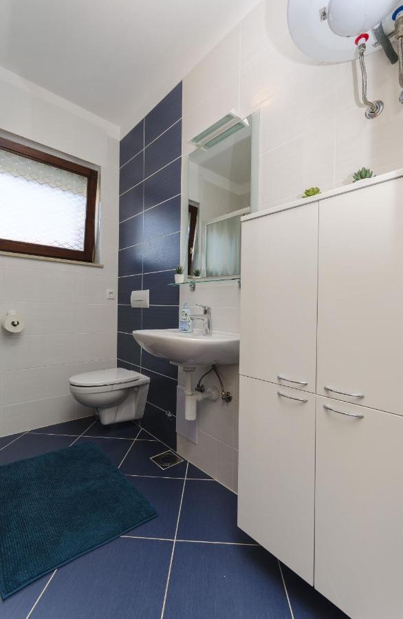 Apartment Mare Srima Esterno foto